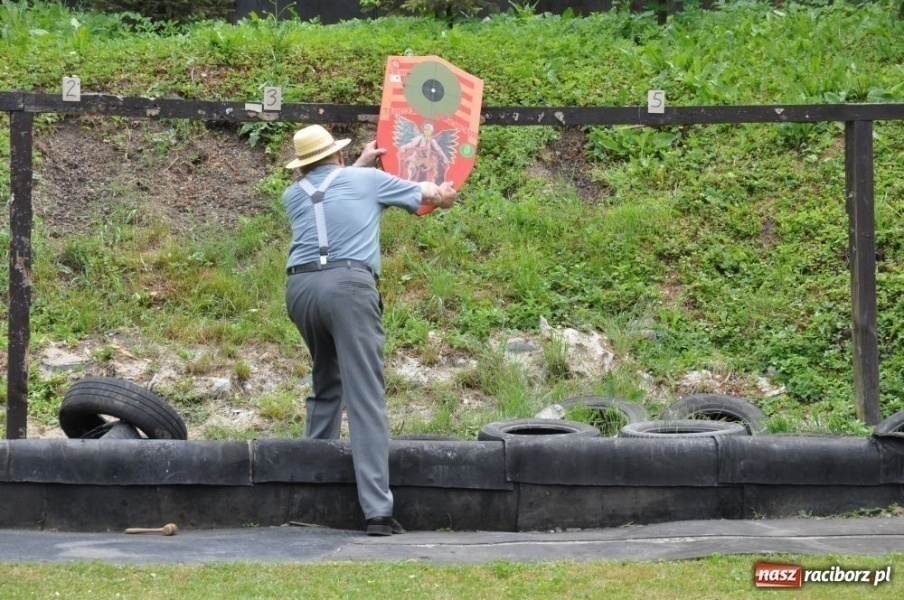 Zdjęcie w galerii na portalu naszraciborz.pl: Mamy nowego króla. Wójt najcelniej wiadomości z regionu