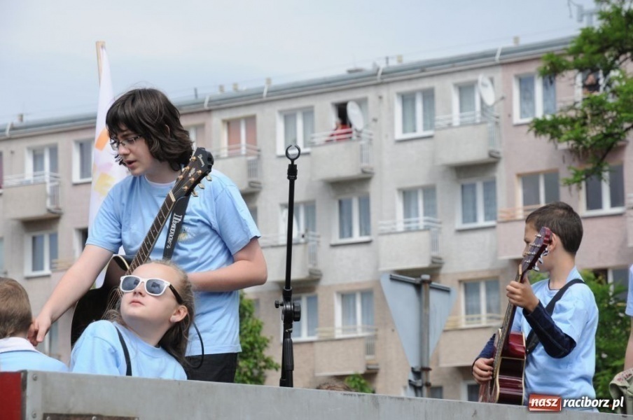 Zdjęcie w galerii na portalu naszraciborz.pl: Raciborski Marsz dla Życia i Rodziny wiadomości z regionu