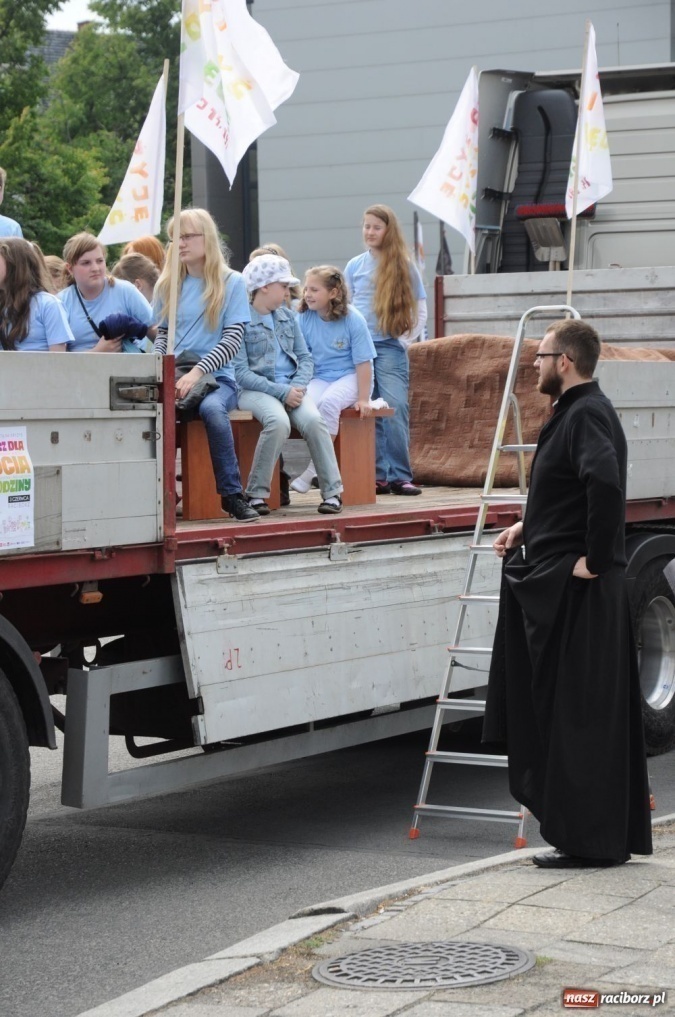Zdjęcie w galerii na portalu naszraciborz.pl: Raciborski Marsz dla Życia i Rodziny wiadomości z regionu