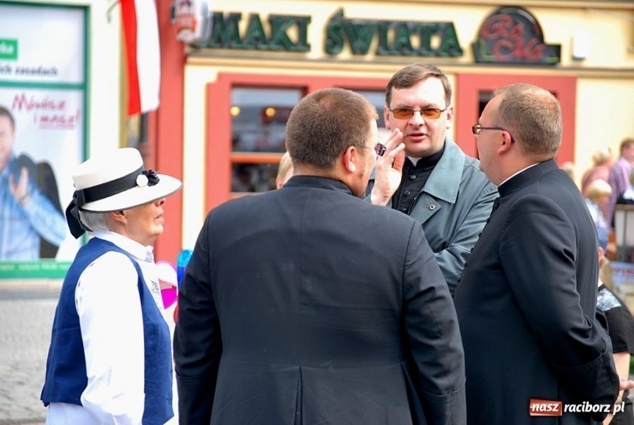 Zdjęcie w galerii na portalu naszraciborz.pl: Raciborski Marsz dla Życia i Rodziny wiadomości z regionu