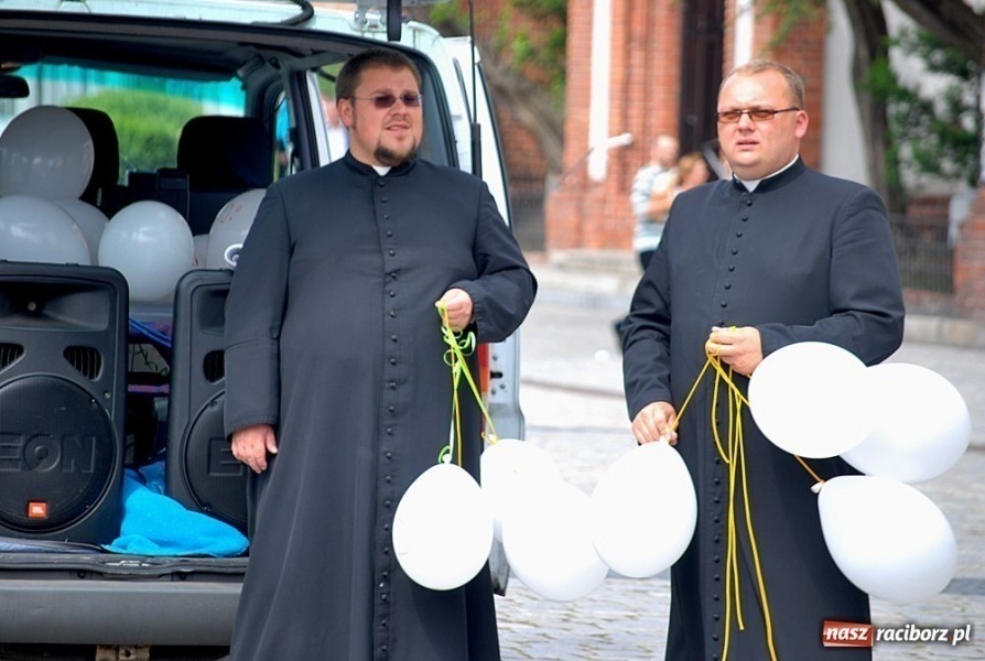 Zdjęcie w galerii na portalu naszraciborz.pl: Raciborski Marsz dla Życia i Rodziny wiadomości z regionu