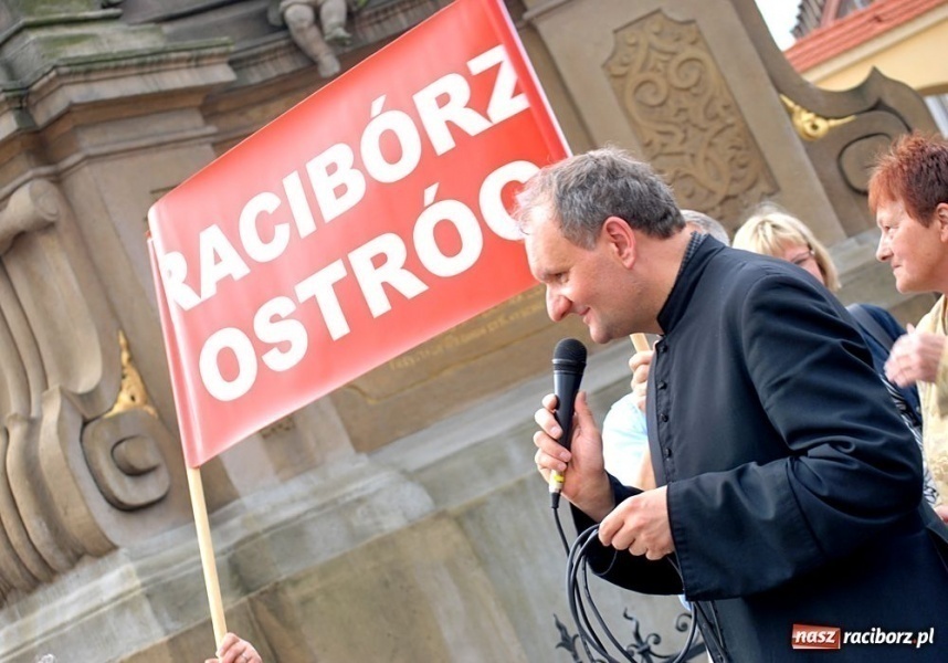 Zdjęcie w galerii na portalu naszraciborz.pl: Raciborski Marsz dla Życia i Rodziny wiadomości z regionu