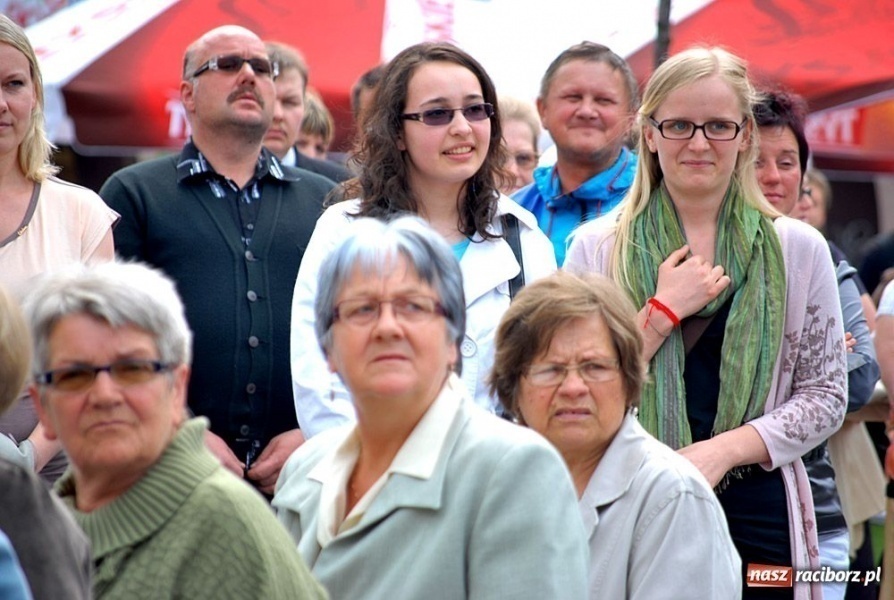 Zdjęcie w galerii na portalu naszraciborz.pl: Raciborski Marsz dla Życia i Rodziny wiadomości z regionu