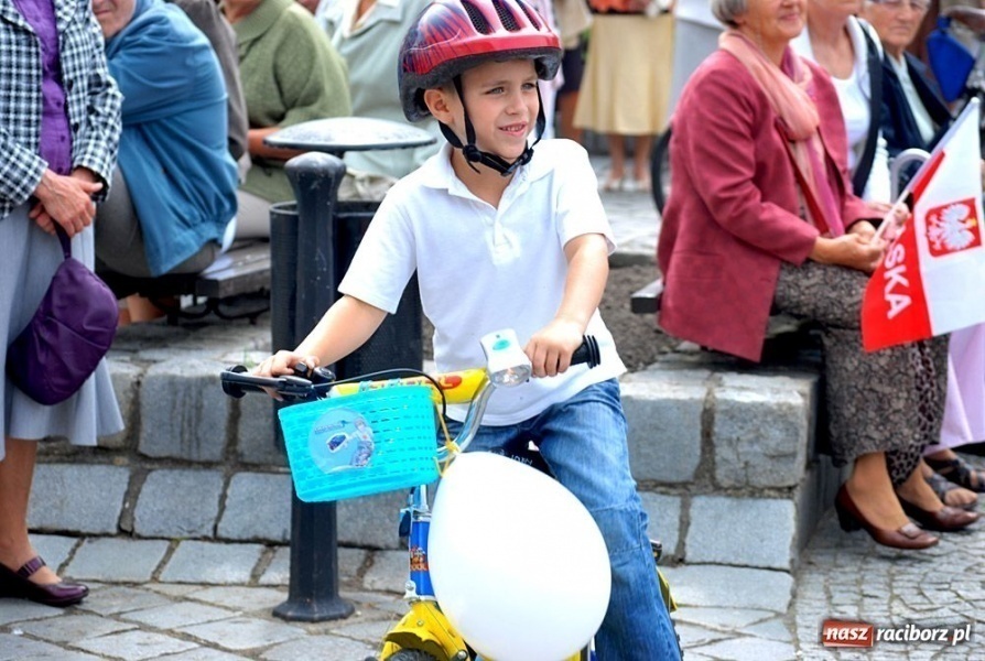 Zdjęcie w galerii na portalu naszraciborz.pl: Raciborski Marsz dla Życia i Rodziny wiadomości z regionu