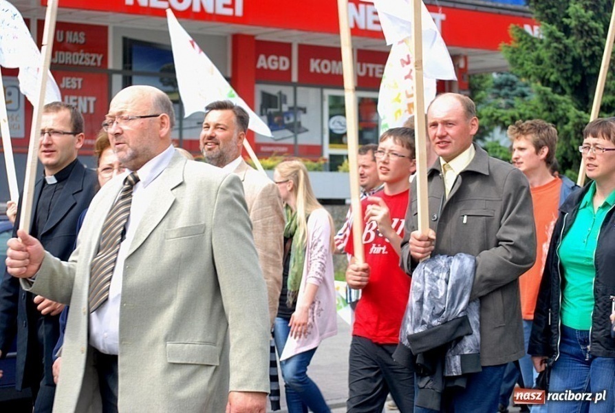 Zdjęcie w galerii na portalu naszraciborz.pl: Raciborski Marsz dla Życia i Rodziny wiadomości z regionu