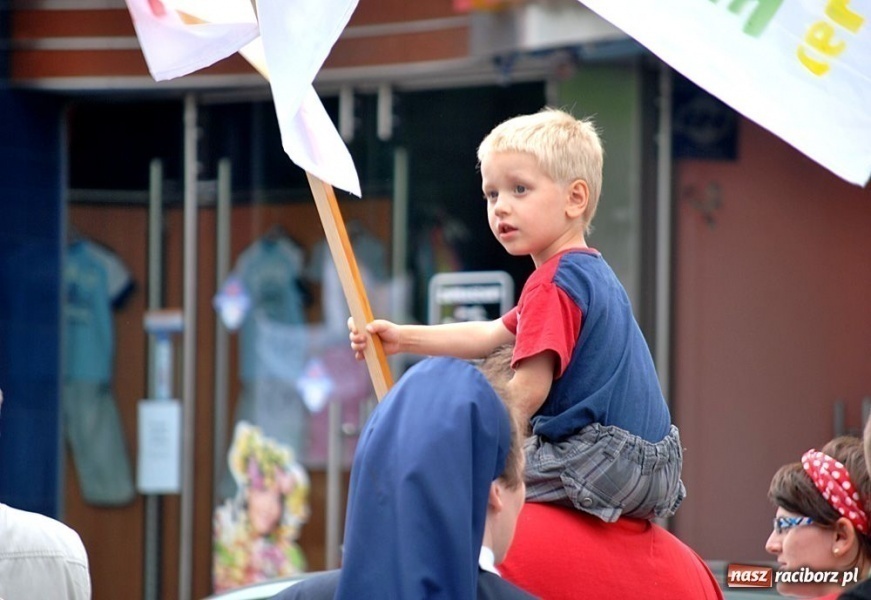 Zdjęcie w galerii na portalu naszraciborz.pl: Raciborski Marsz dla Życia i Rodziny wiadomości z regionu