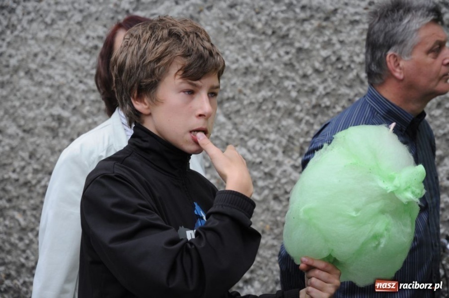 Zdjęcie w galerii na portalu naszraciborz.pl: Na Płoni świętują 80. urodziny parafii wiadomości z regionu