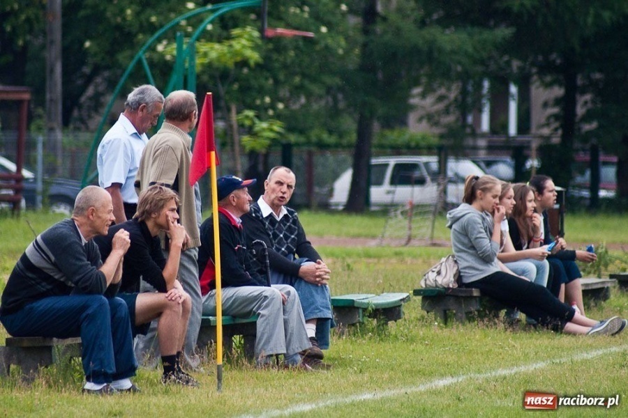Zdjęcie w galerii na portalu naszraciborz.pl: Juniorzy Markowic lepsi w derbach wiadomości z regionu