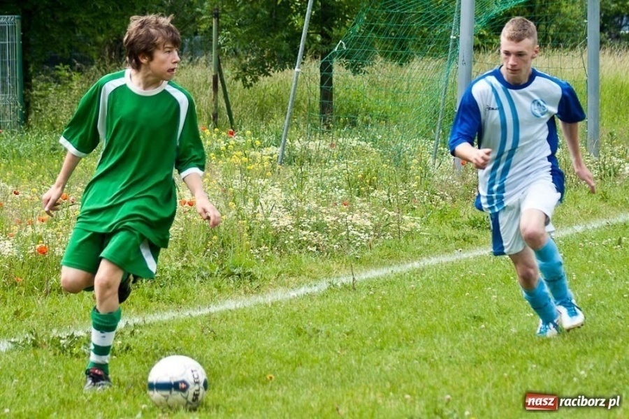 Zdjęcie w galerii na portalu naszraciborz.pl: Juniorzy Markowic lepsi w derbach wiadomości z regionu