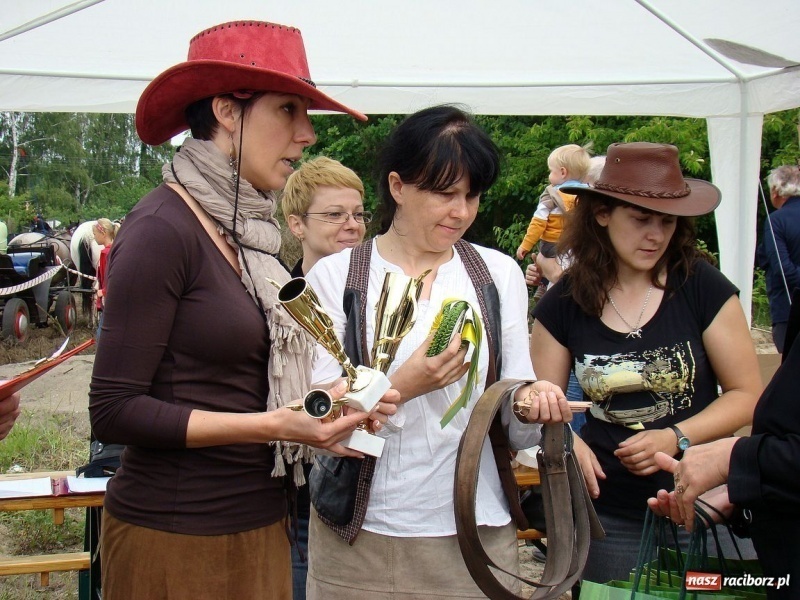 Zdjęcie w galerii na portalu naszraciborz.pl: Koń Leon uciągnął 1200 kg wiadomości z regionu