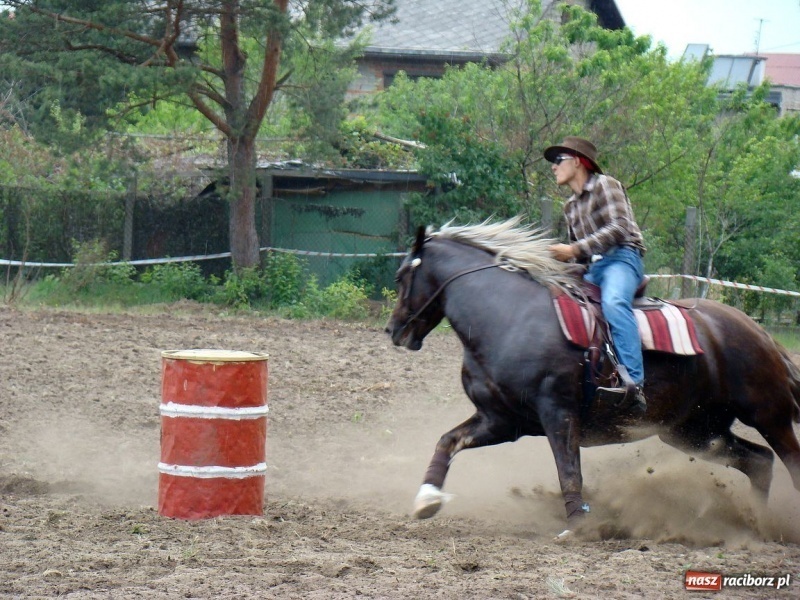 Zdjęcie w galerii na portalu naszraciborz.pl: Western w Kuźni Raciborskiej wiadomości z regionu