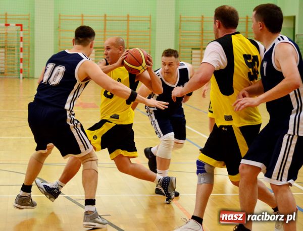 Zdjęcie w galerii na portalu naszraciborz.pl: Kaman i Dywyta w finale ALK-BBL wiadomości z regionu