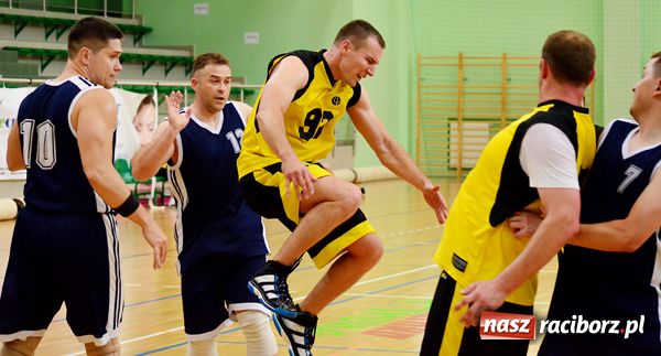 Zdjęcie w galerii na portalu naszraciborz.pl: Kaman i Dywyta w finale ALK-BBL wiadomości z regionu