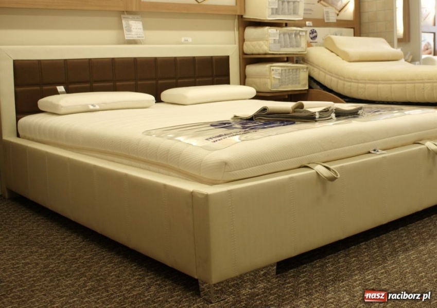 Zdjęcie w galerii na portalu naszraciborz.pl: Stop! Rakotwórczym snom wiadomości z regionu