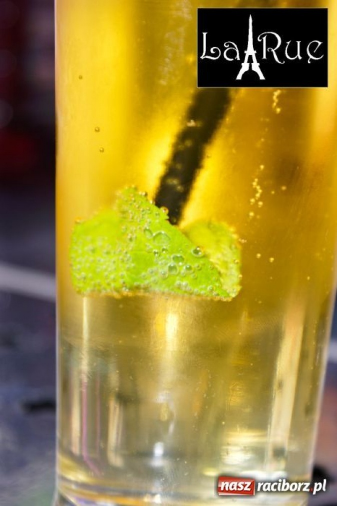 Zdjęcie w galerii na portalu naszraciborz.pl: Usiądź, wypij kawę, rozkoszuj się chwilą wiadomości z regionu