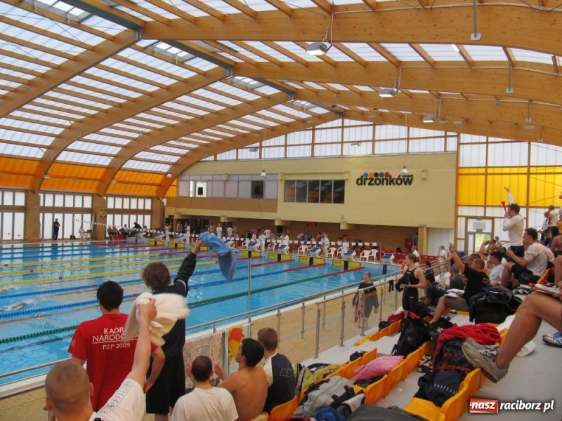 Zdjęcie w galerii na portalu naszraciborz.pl: Liga SMS-ów. Racibórz piąty wiadomości z regionu