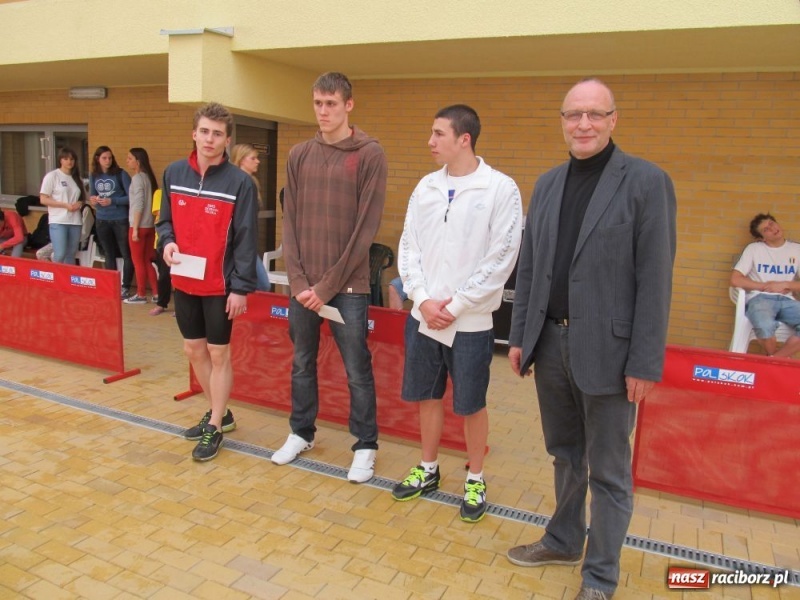 Zdjęcie w galerii na portalu naszraciborz.pl: Liga SMS-ów. Racibórz piąty wiadomości z regionu