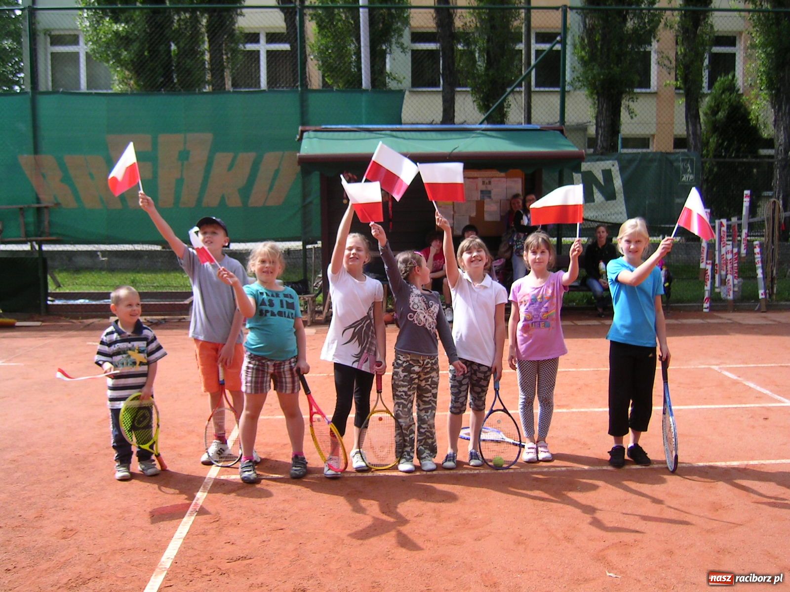 Zdjęcie w galerii na portalu naszraciborz.pl: Dzień Dziecka na korcie Rafako wiadomości z regionu