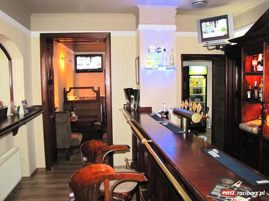 Zdjęcie w galerii na portalu naszraciborz.pl: Obejrzyj mecze Euro w Piwiarni Raciborskiej wiadomości z regionu