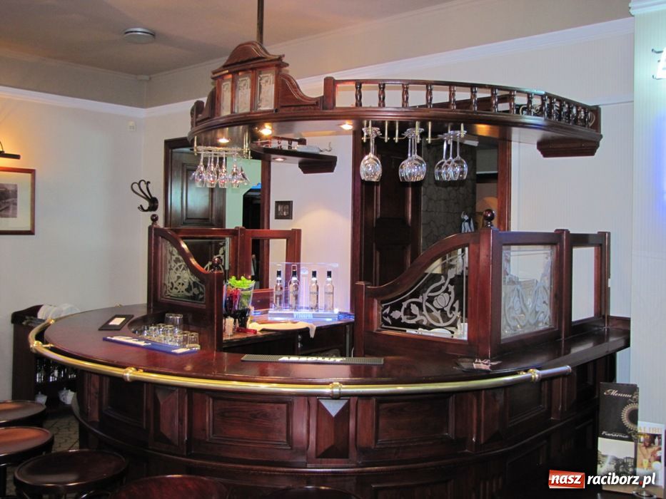 Zdjęcie w galerii na portalu naszraciborz.pl: Obejrzyj mecze Euro w Piwiarni Raciborskiej wiadomości z regionu