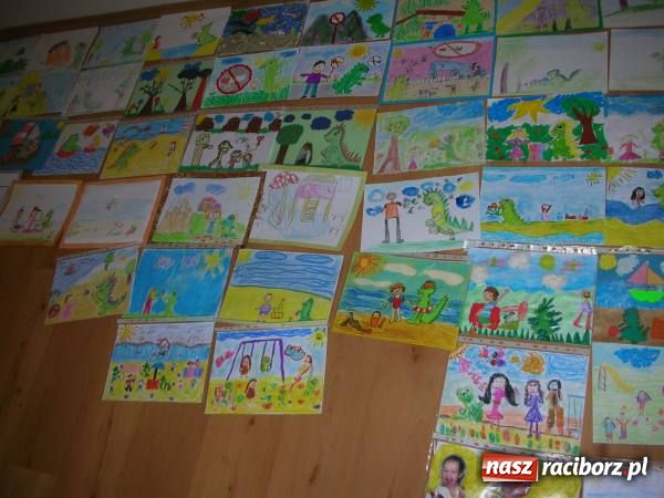 Zdjęcie w galerii na portalu naszraciborz.pl: Konkurs Moje wakacje z Dinkiem wiadomości z regionu