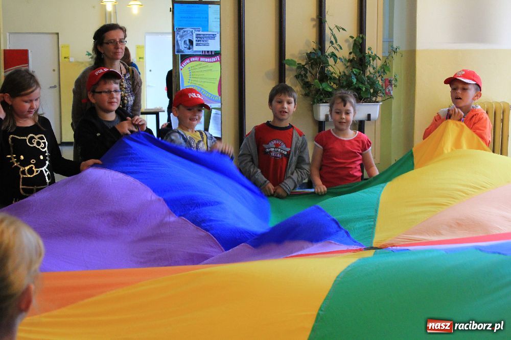 Zdjęcie w galerii na portalu naszraciborz.pl: Bądźmy z dziećmi jeszcze raz wiadomości z regionu