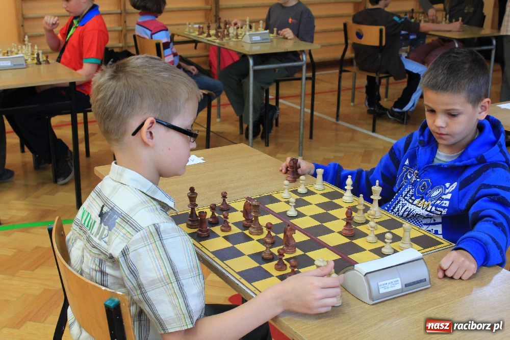 Zdjęcie w galerii na portalu naszraciborz.pl: Najlepsi szachiści są w SP 13 wiadomości z regionu