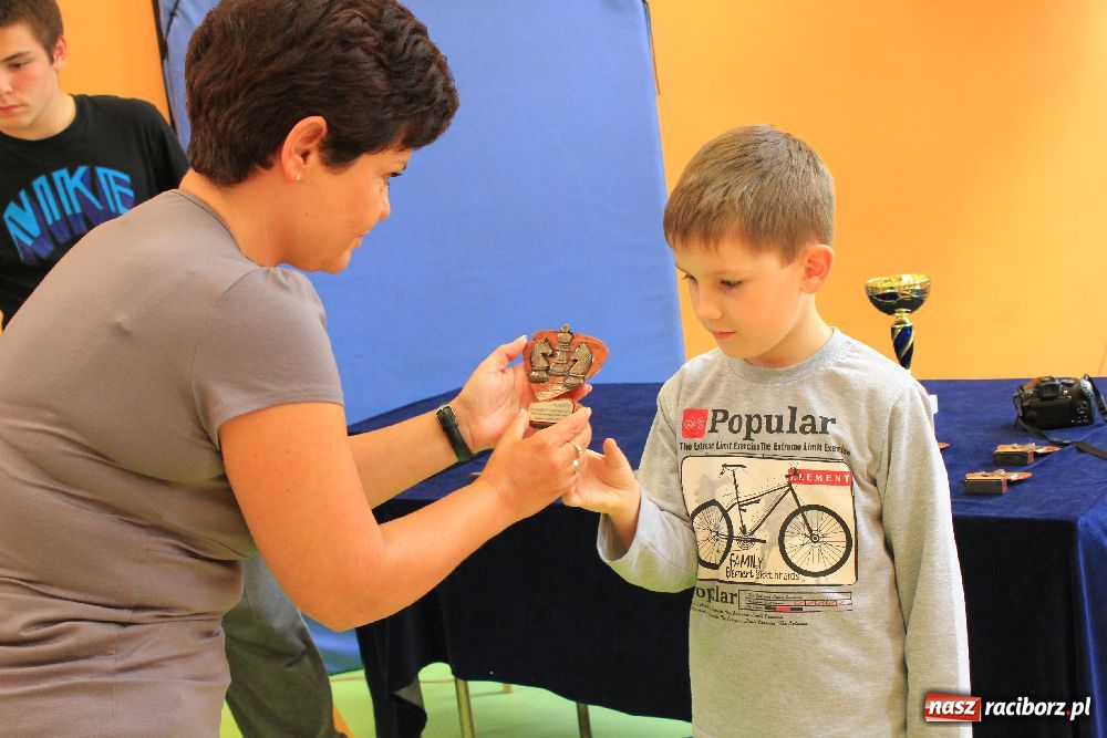 Zdjęcie w galerii na portalu naszraciborz.pl: Najlepsi szachiści są w SP 13 wiadomości z regionu