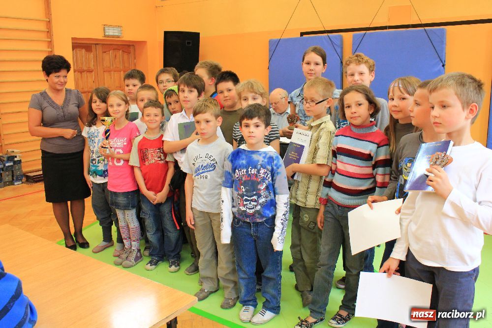 Zdjęcie w galerii na portalu naszraciborz.pl: Najlepsi szachiści są w SP 13 wiadomości z regionu