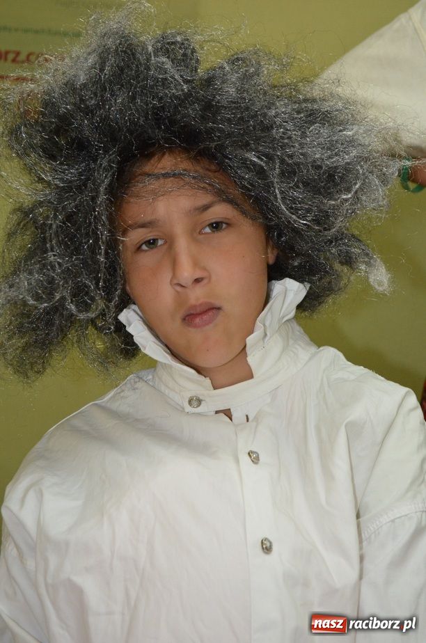 Zdjęcie w galerii na portalu naszraciborz.pl: Kabaretowe show w SP 1 wiadomości z regionu