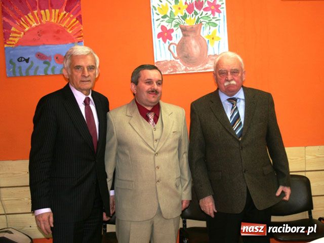 Zdjęcie w galerii na portalu naszraciborz.pl: Debata Oksfordzka w Kuźni wiadomości z regionu