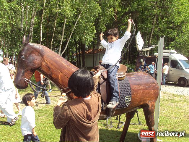 Zdjęcie w galerii na portalu naszraciborz.pl: Dania z Szonowic na cześć królowej wiadomości z regionu