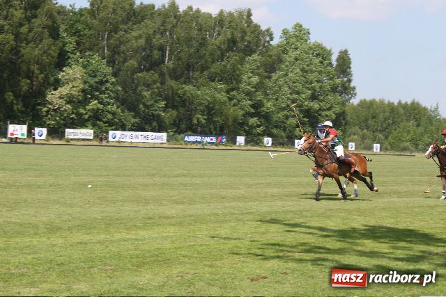 Zdjęcie w galerii na portalu naszraciborz.pl: Dania z Szonowic na cześć królowej wiadomości z regionu