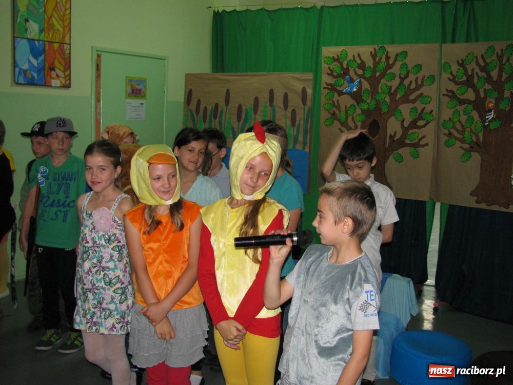 Zdjęcie w galerii na portalu naszraciborz.pl: Dzień Dziecka i Festiwal Nauki w SP 15 wiadomości z regionu