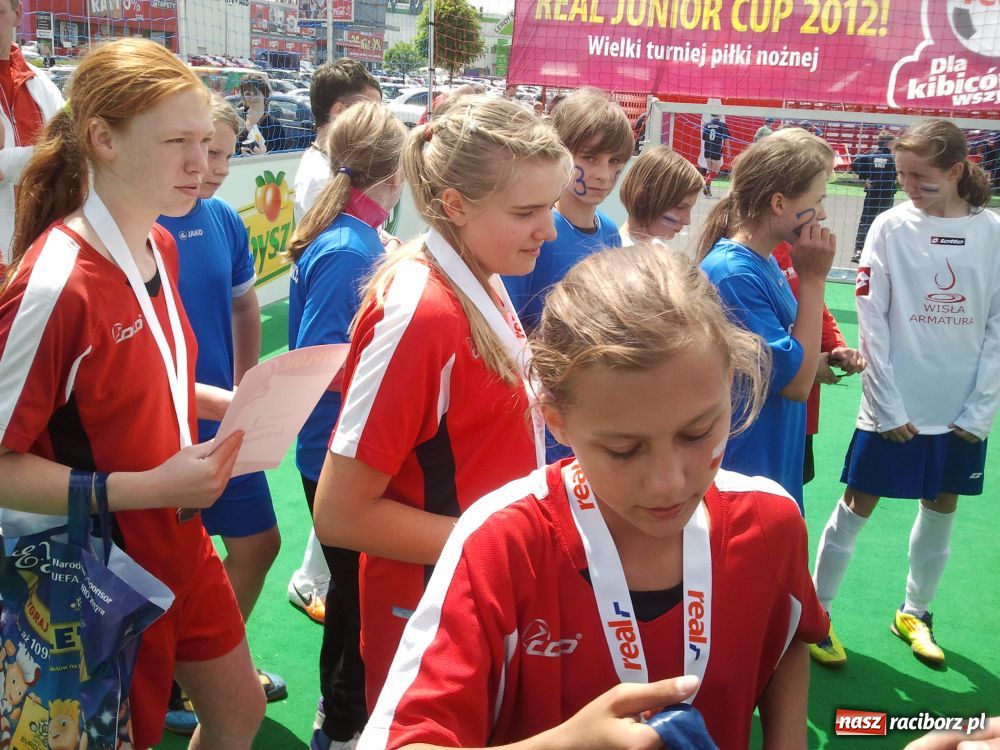 Zdjęcie w galerii na portalu naszraciborz.pl: Zdecydowała złota bramka wiadomości z regionu