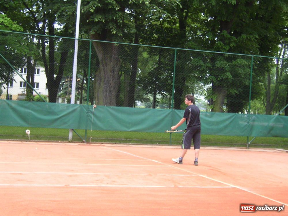 Zdjęcie w galerii na portalu naszraciborz.pl: Turniej tenisowy na kortach Rafako wiadomości z regionu