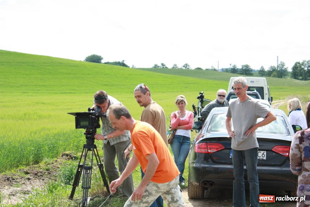 Zdjęcie w galerii na portalu naszraciborz.pl: Krzanowickie omy w polskiej i czeskiej TV wiadomości z regionu