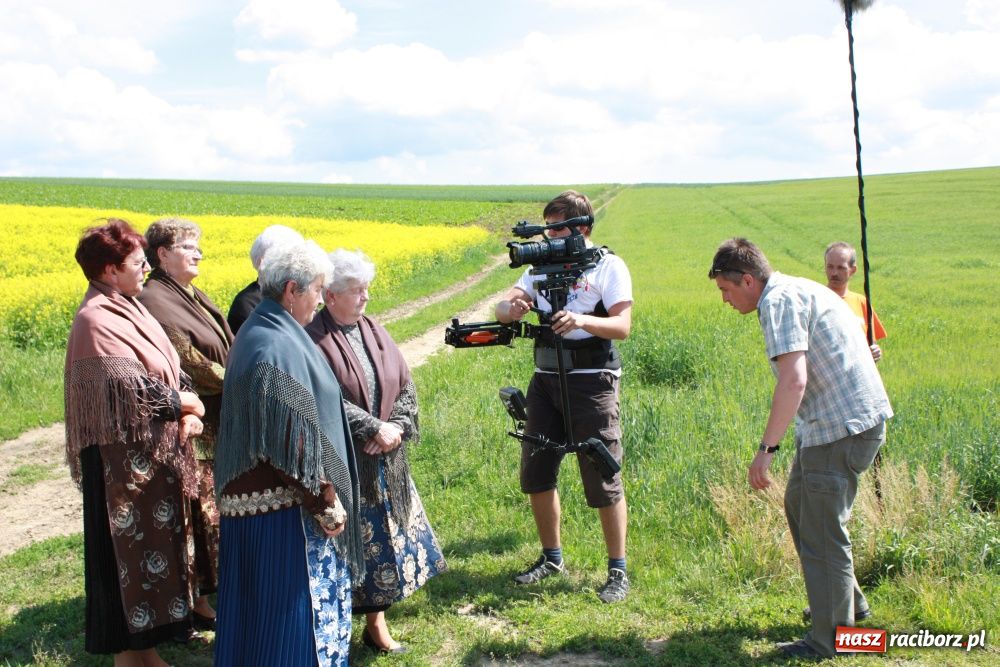 Zdjęcie w galerii na portalu naszraciborz.pl: Krzanowickie omy w polskiej i czeskiej TV wiadomości z regionu