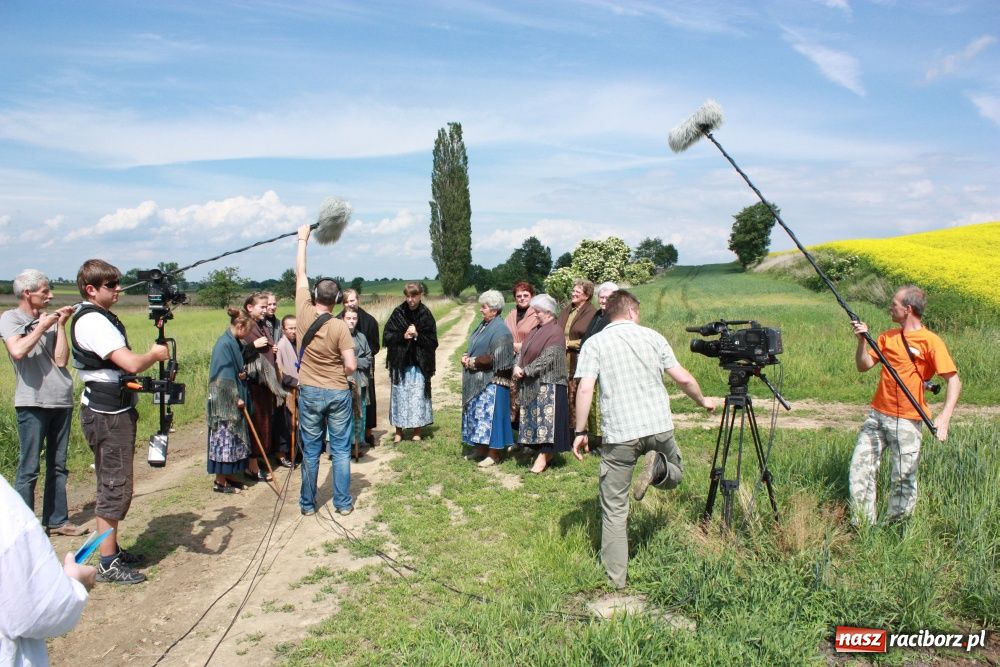 Zdjęcie w galerii na portalu naszraciborz.pl: Krzanowickie omy w polskiej i czeskiej TV wiadomości z regionu