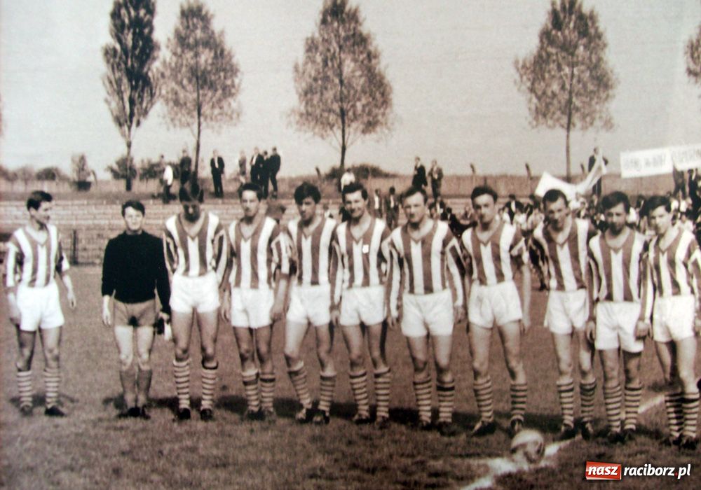 Zdjęcie w galerii na portalu naszraciborz.pl: Zobacz Smudę w barwach Unii Racibórz wiadomości z regionu