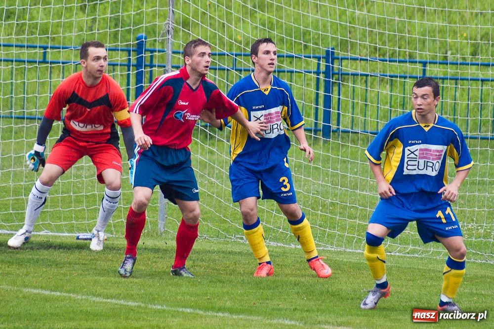 Zdjęcie w galerii na portalu naszraciborz.pl: Żory pokonane w Raciborzu wiadomości z regionu
