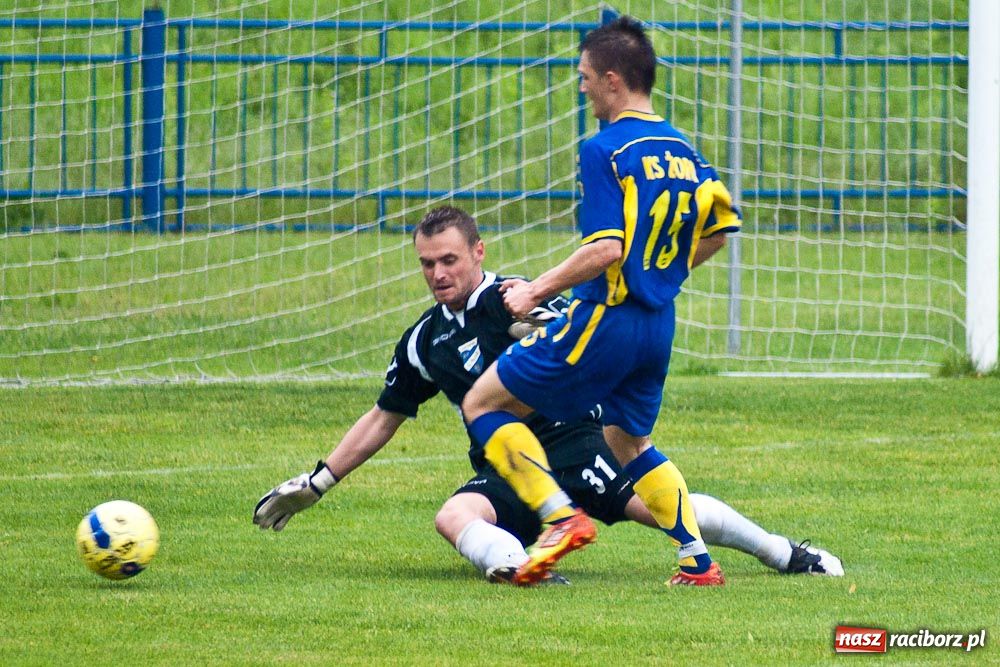 Zdjęcie w galerii na portalu naszraciborz.pl: Żory pokonane w Raciborzu wiadomości z regionu