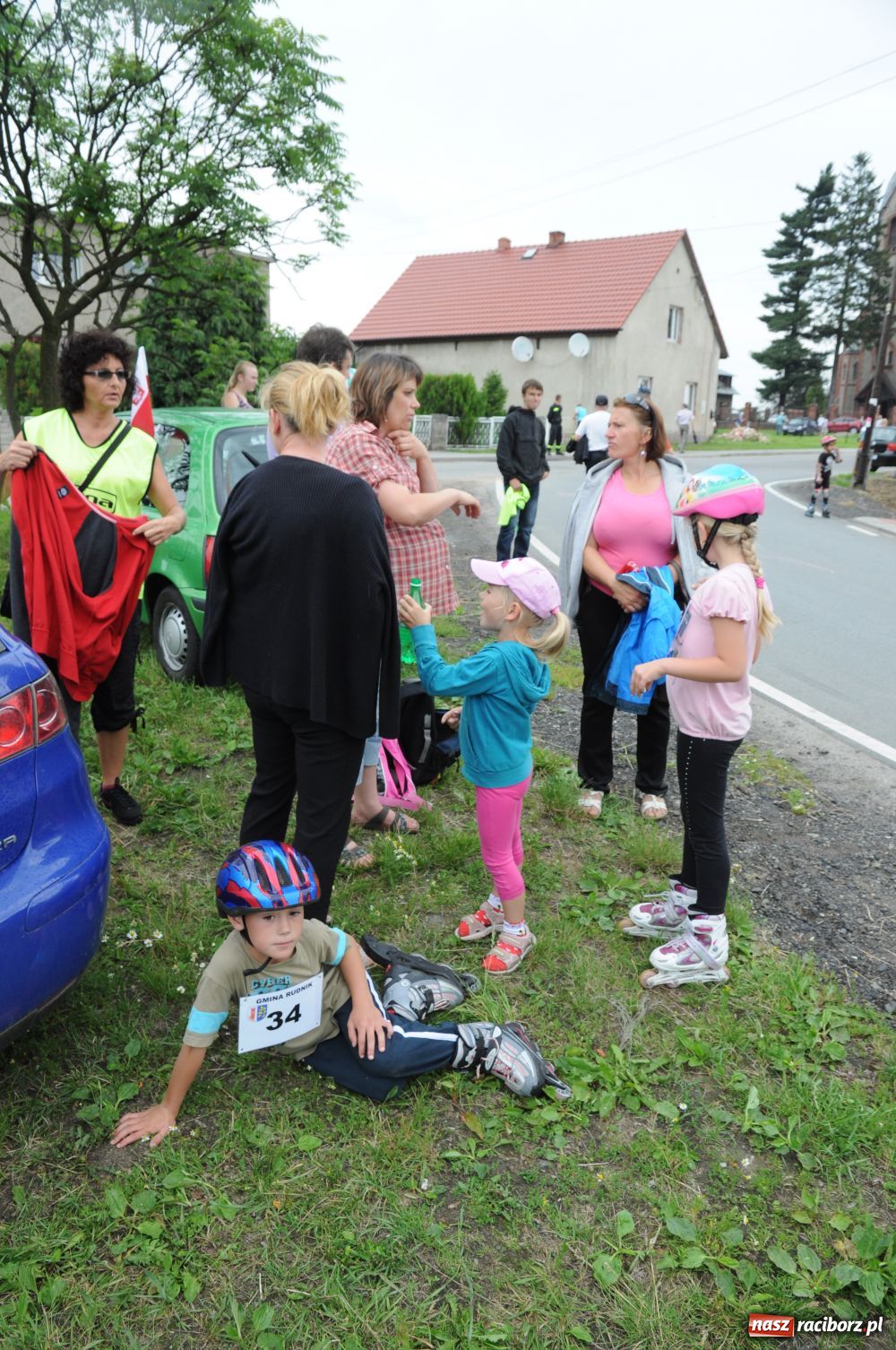 Zdjęcie w galerii na portalu naszraciborz.pl: W Modzurowie ścigali się na łyżworolkach wiadomości z regionu