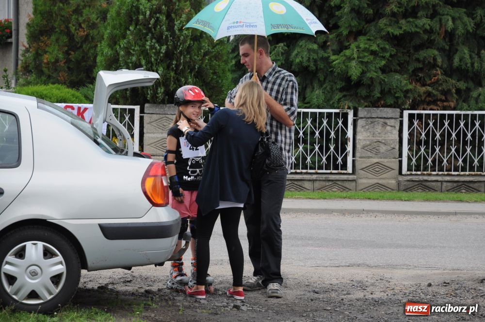 Zdjęcie w galerii na portalu naszraciborz.pl: W Modzurowie ścigali się na łyżworolkach wiadomości z regionu