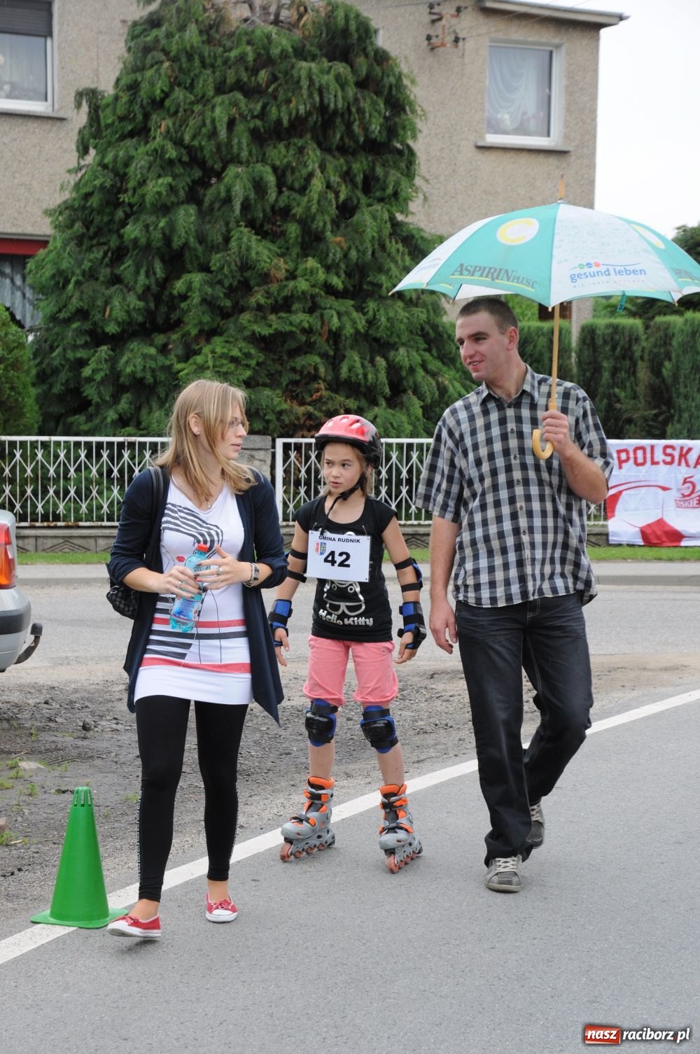 Zdjęcie w galerii na portalu naszraciborz.pl: W Modzurowie ścigali się na łyżworolkach wiadomości z regionu