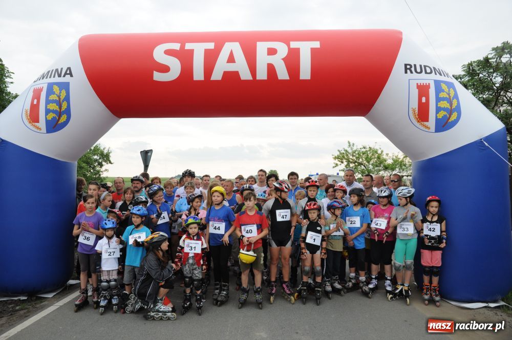 Zdjęcie w galerii na portalu naszraciborz.pl: W Modzurowie ścigali się na łyżworolkach wiadomości z regionu