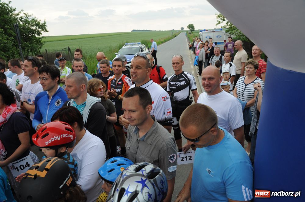 Zdjęcie w galerii na portalu naszraciborz.pl: W Modzurowie ścigali się na łyżworolkach wiadomości z regionu