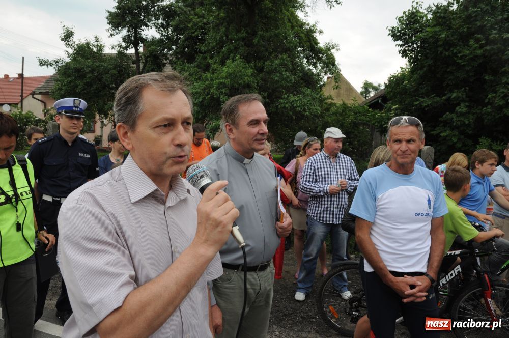 Zdjęcie w galerii na portalu naszraciborz.pl: W Modzurowie ścigali się na łyżworolkach wiadomości z regionu