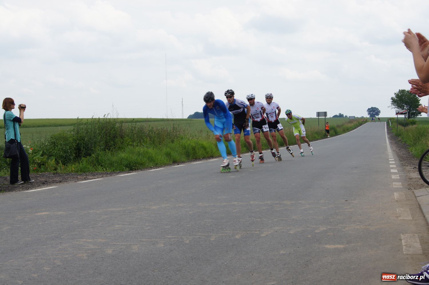 Zdjęcie w galerii na portalu naszraciborz.pl: W Modzurowie ścigali się na łyżworolkach wiadomości z regionu
