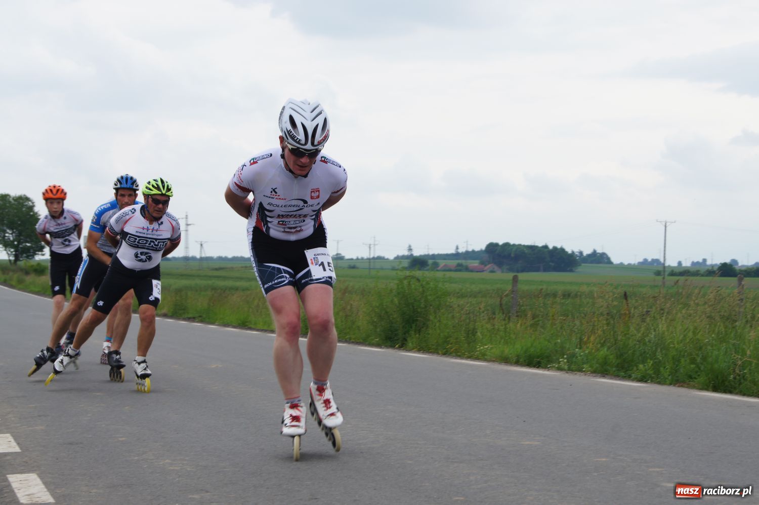 Zdjęcie w galerii na portalu naszraciborz.pl: W Modzurowie ścigali się na łyżworolkach wiadomości z regionu